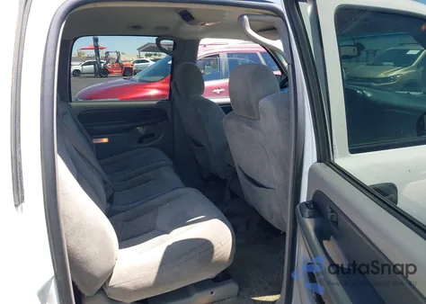 2003 Chevrolet Suburban 1500 Ls from USA, damaged, VIN 3GNEC16T73G241520